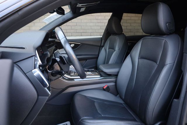 2020 Audi Q8 Premium Plus - 23083405 - 17