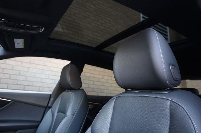 2020 Audi Q8 Premium Plus - 23083405 - 19