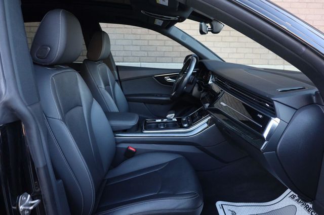 2020 Audi Q8 Premium Plus - 23083405 - 29
