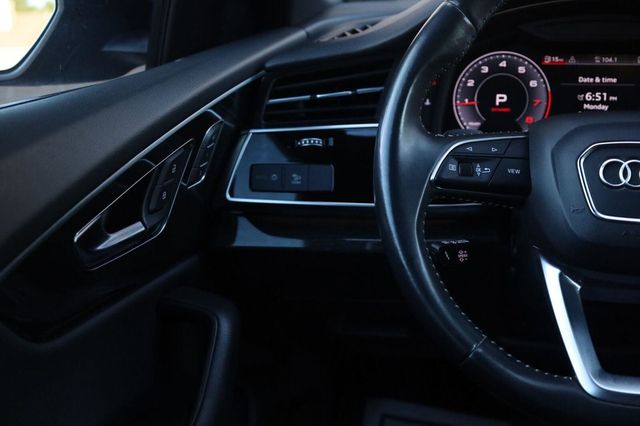 2020 Audi Q8 Premium Plus - 23083405 - 34