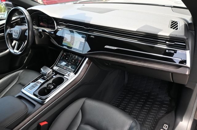 2020 Audi Q8 Premium Plus 55 TFSI quattro - 23066022 - 11