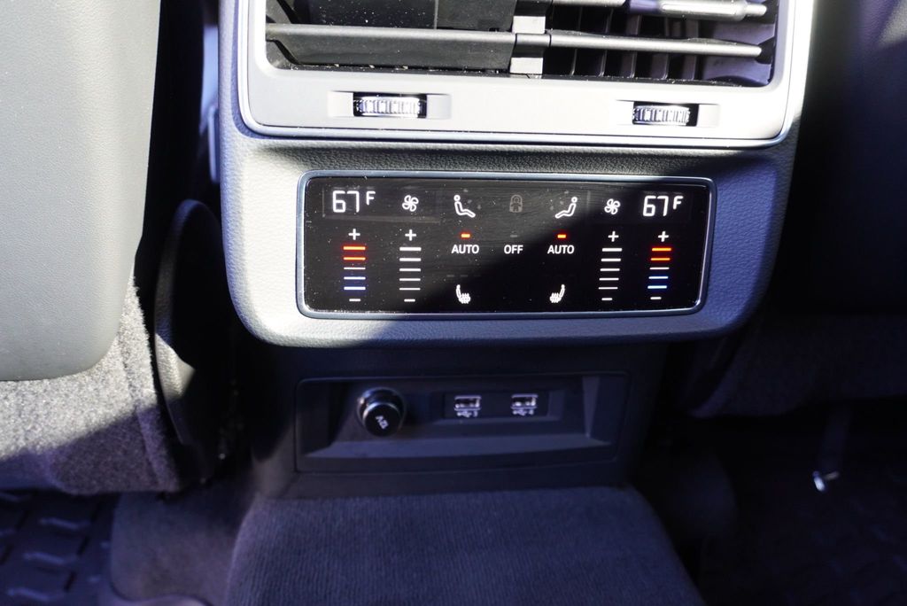 2020 Audi Q8 Premium Plus 55 TFSI quattro - 22934691 - 44