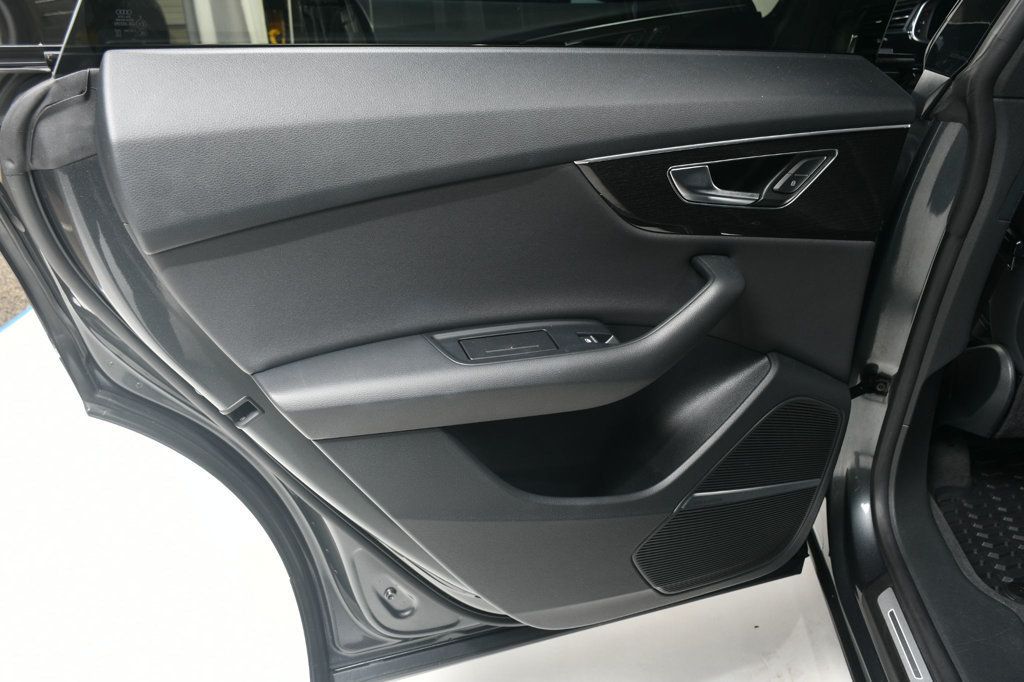 2020 Audi Q8 Premium Plus 55 TFSI quattro - 22971160 - 28