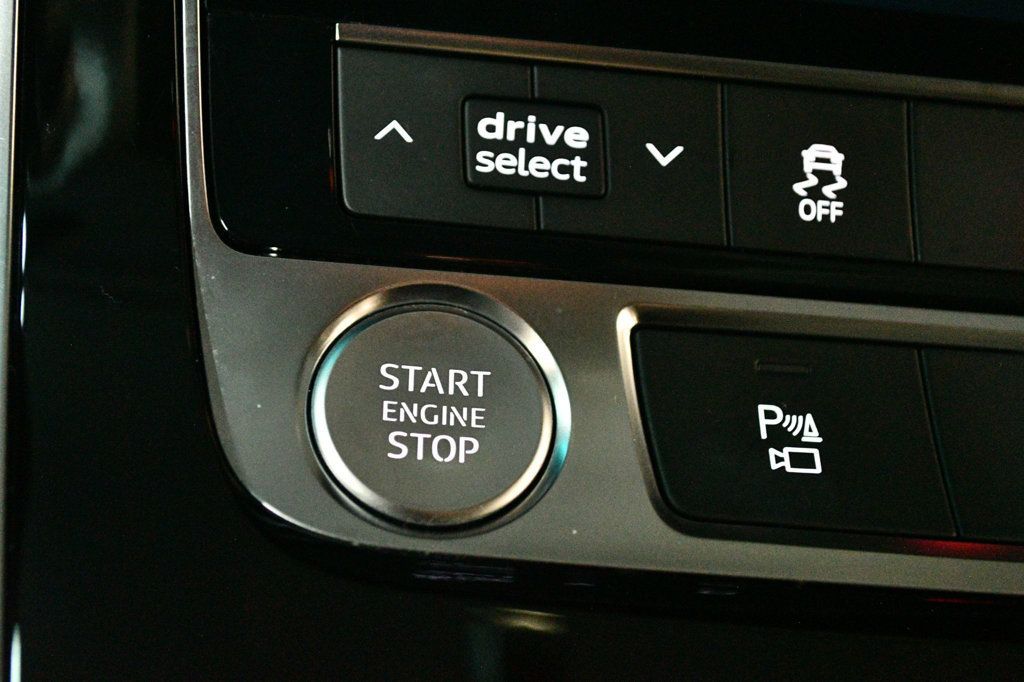 2020 Audi Q8 Premium Plus 55 TFSI quattro - 22971160 - 61