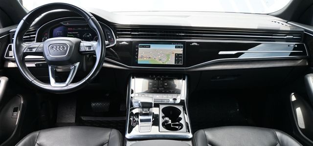 2020 Audi Q8 Premium Plus 55 TFSI quattro S Line Plus Package - 23066022 - 11