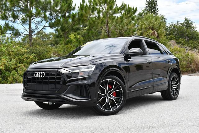 2020 Audi Q8 Premium Plus 55 TFSI quattro W/ S Line Plus Package - 23031008 - 24