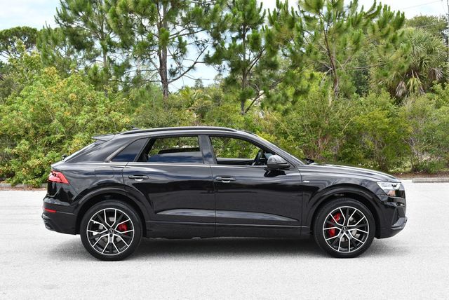 2020 Audi Q8 Premium Plus 55 TFSI quattro W/ S Line Plus Package - 23031008 - 34