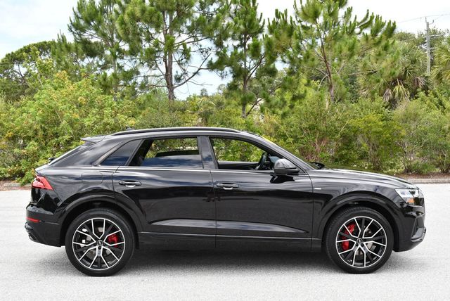2020 Audi Q8 Premium Plus 55 TFSI quattro W/ S Line Plus Package - 23031008 - 37