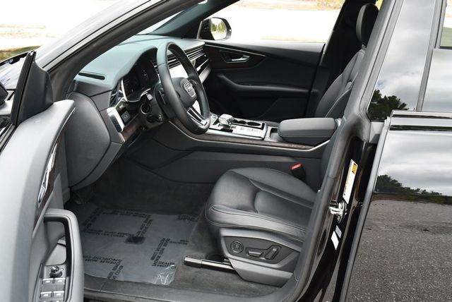 2020 Audi Q8 Premium Plus 55 TFSI quattro W/ S Line Plus Package - 23031008 - 47