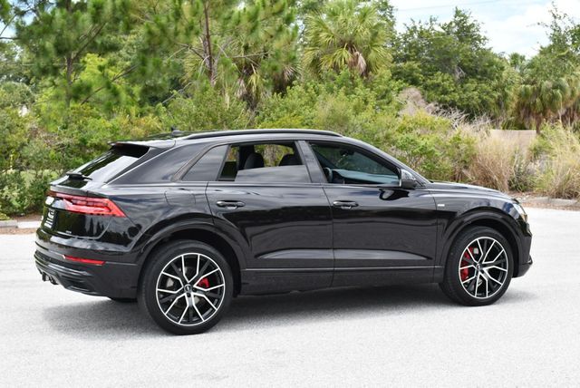 2020 Audi Q8 Premium Plus 55 TFSI quattro W/ S Line Plus Package - 23031008 - 5