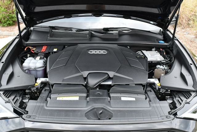 2020 Audi Q8 Premium Plus 55 TFSI quattro W/ S Line Plus Package - 23031008 - 77