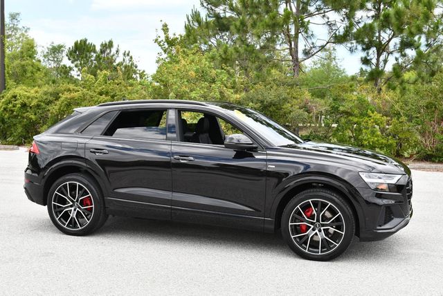 2020 Audi Q8 Premium Plus 55 TFSI quattro W/ S Line Plus Package - 23031008 - 7
