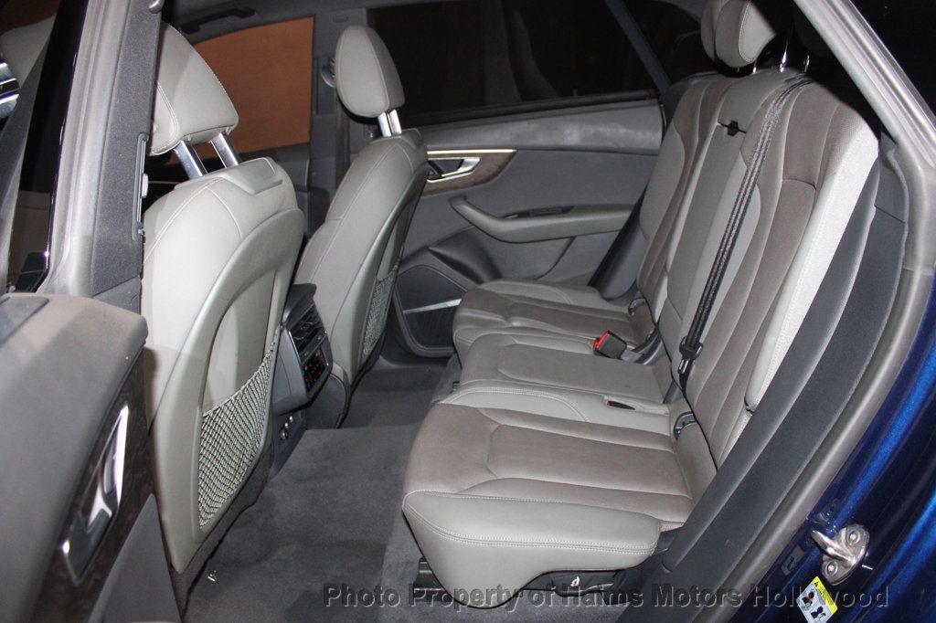 2020 Audi Q8 Prestige 55 photo 14