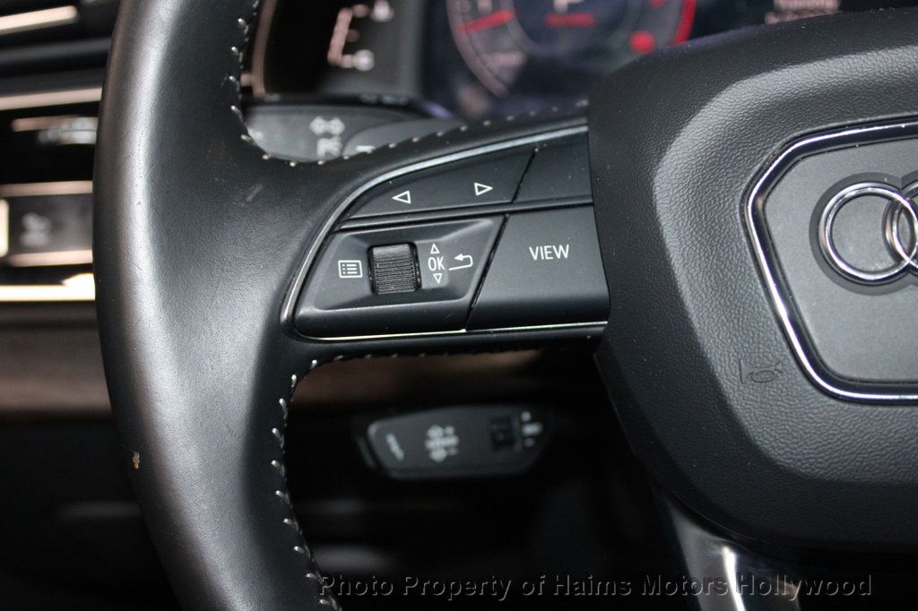 2020 Audi Q8 Prestige 55 photo 21