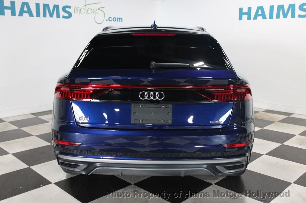 2020 Audi Q8 Prestige 55 photo 6