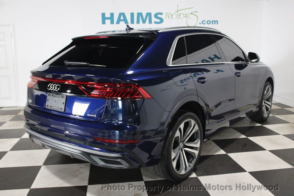 2020 Audi Q8 Prestige 55 photo 7