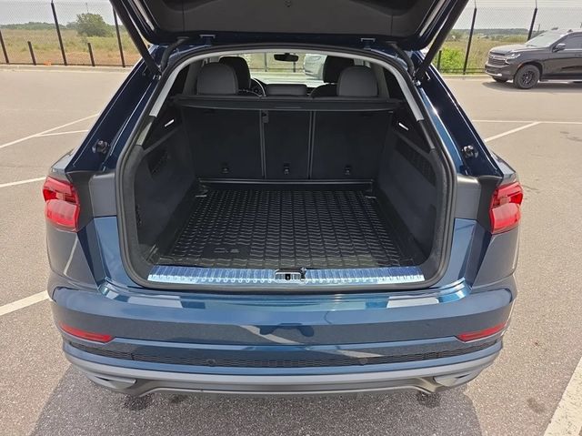 2020 Audi Q8 Prestige 55 TFSI quattro - 23028967 - 16
