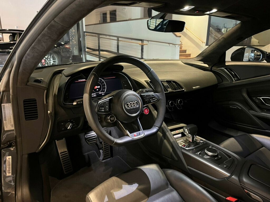 2020 Audi R8 Coupe v10/LocalCar/DynamicSteerPkg/FullLeatherPkg/AudiLaserLightPkg - 22672435 - 14