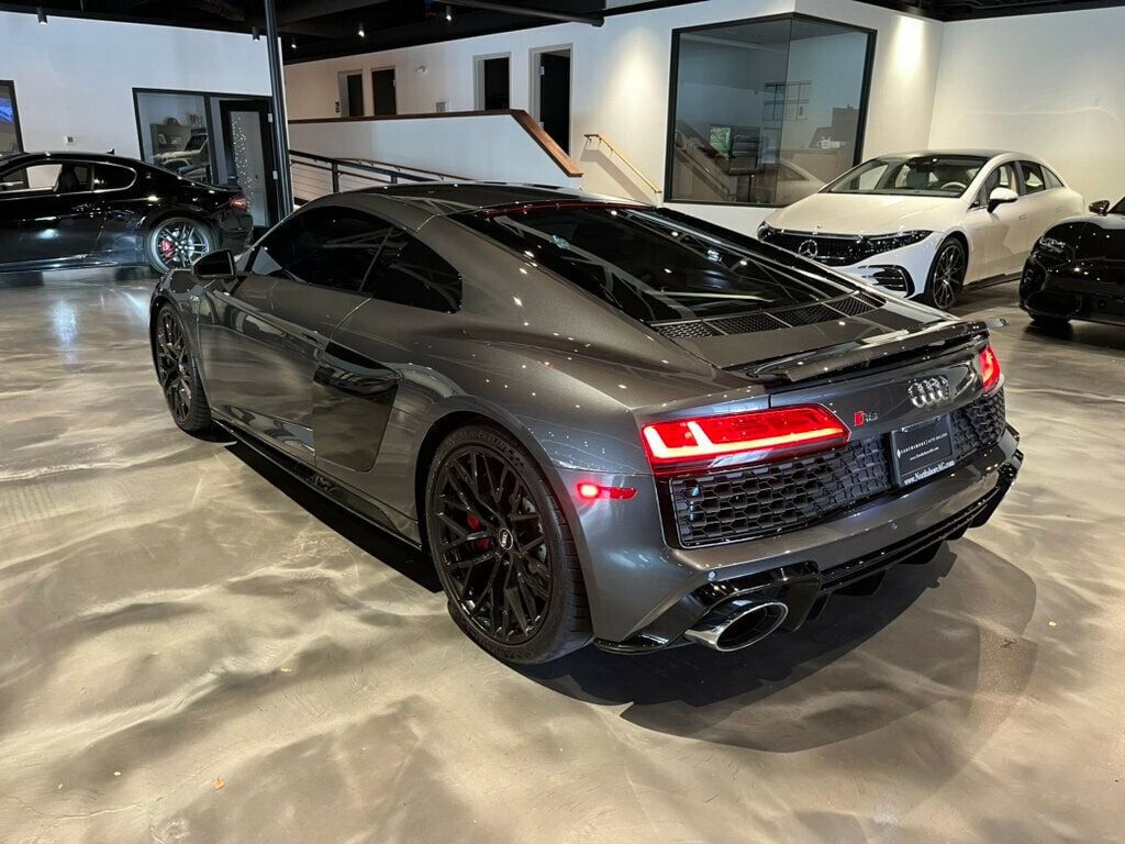 2020 Audi R8 Coupe v10/LocalCar/DynamicSteerPkg/FullLeatherPkg/AudiLaserLightPkg - 22672435 - 2