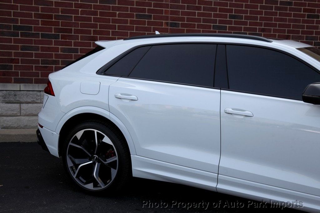2020 Audi RS Q8 photo 12