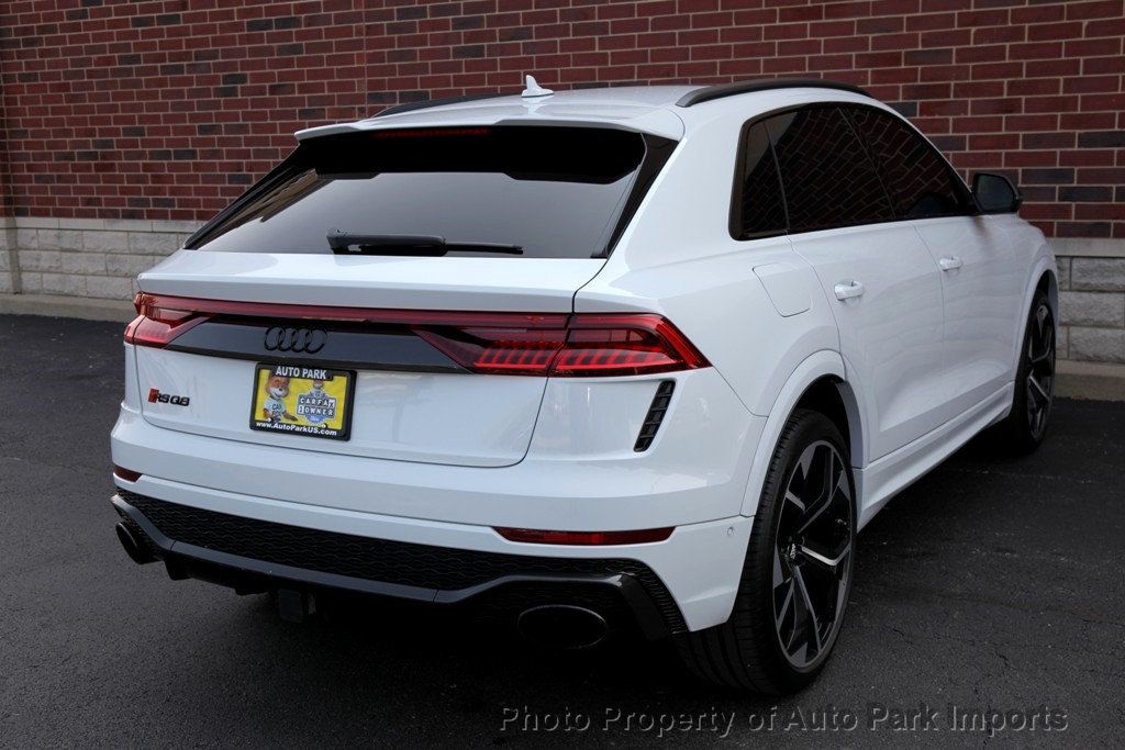 2020 Audi RS Q8 photo 23