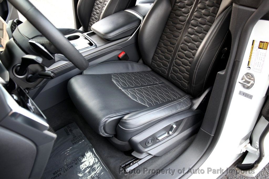 2020 Audi RS Q8 photo 27
