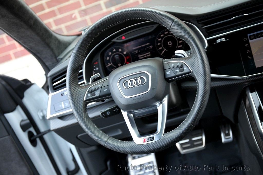 2020 Audi RS Q8 photo 43
