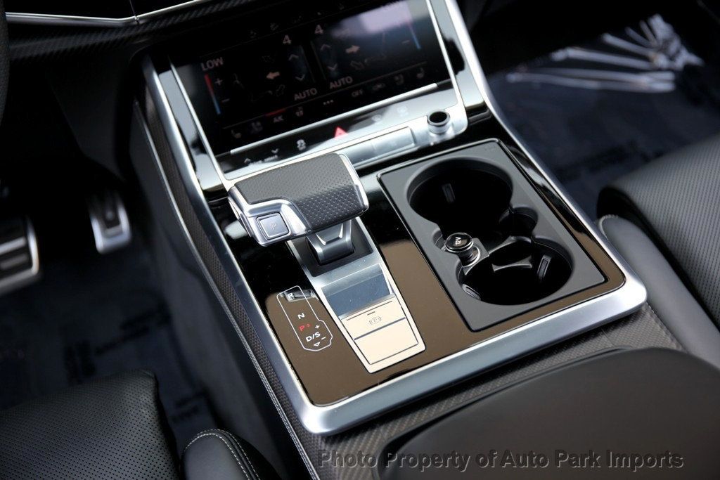 2020 Audi RS Q8 photo 57