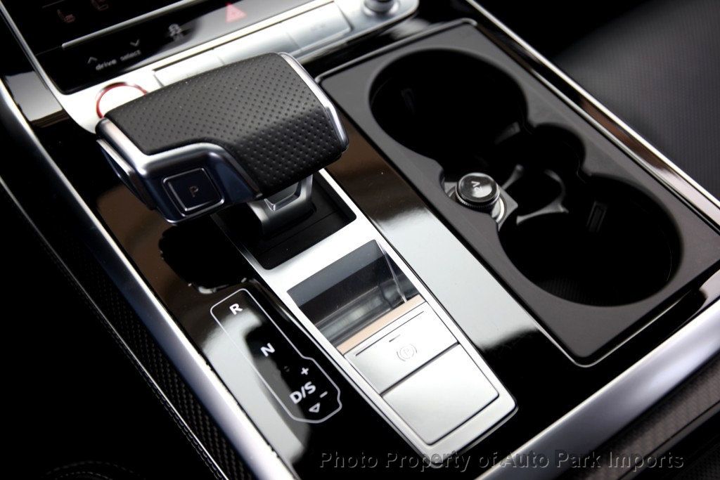 2020 Audi RS Q8 photo 58