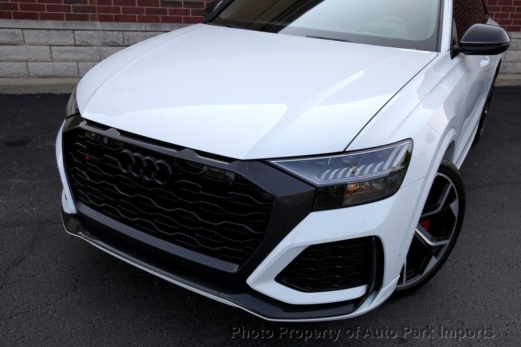 2020 Audi RS Q8 photo 8
