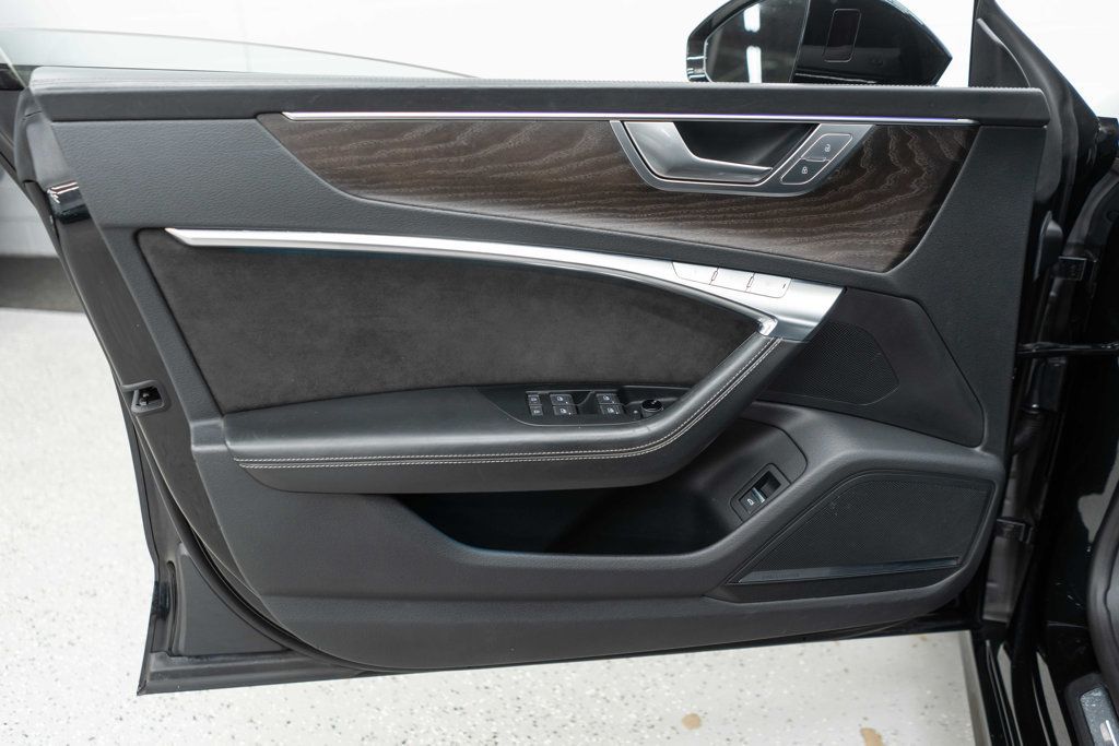 2020 Audi S7 Prestige photo 16