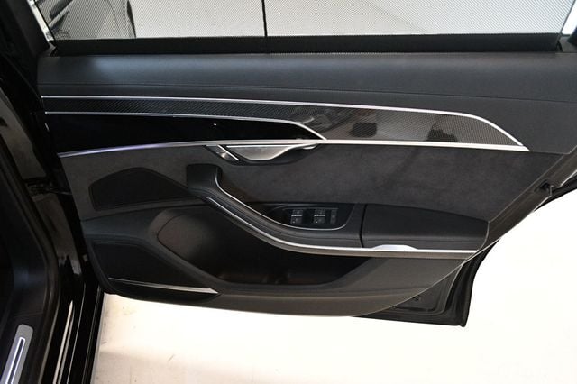 2020 Audi S8 4.0 TFSI - 22877622 - 25
