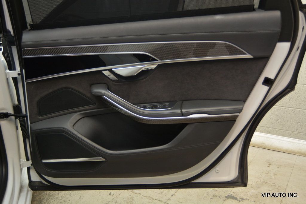 2020 Audi S8 4.0 TFSI - 23034765 - 9