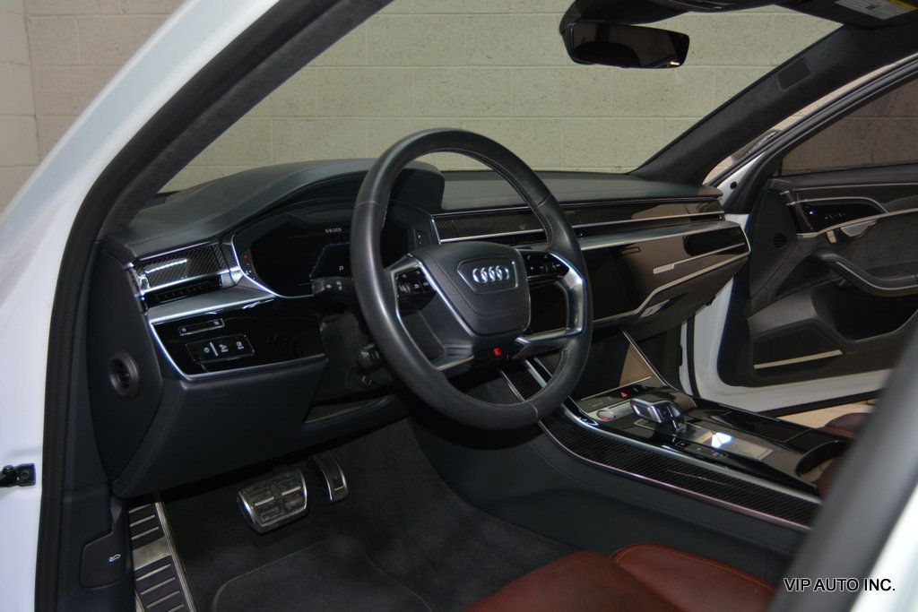 2020 Audi S8 4.0 TFSI - 23034765 - 10