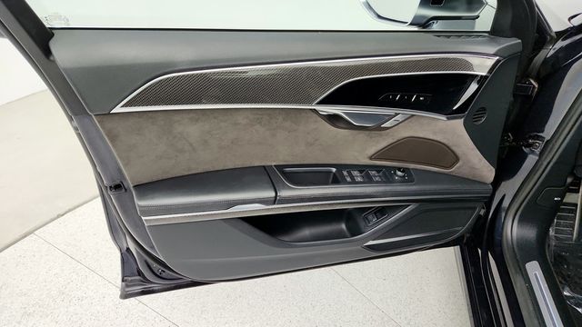 2020 Audi S8 4.0 TFSI w/ Executive, Driver Assistance & Cold Weather Packages - 22949912 - 10