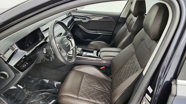 2020 Audi S8 4.0 TFSI w/ Executive, Driver Assistance & Cold Weather Packages - 22949912 - 20