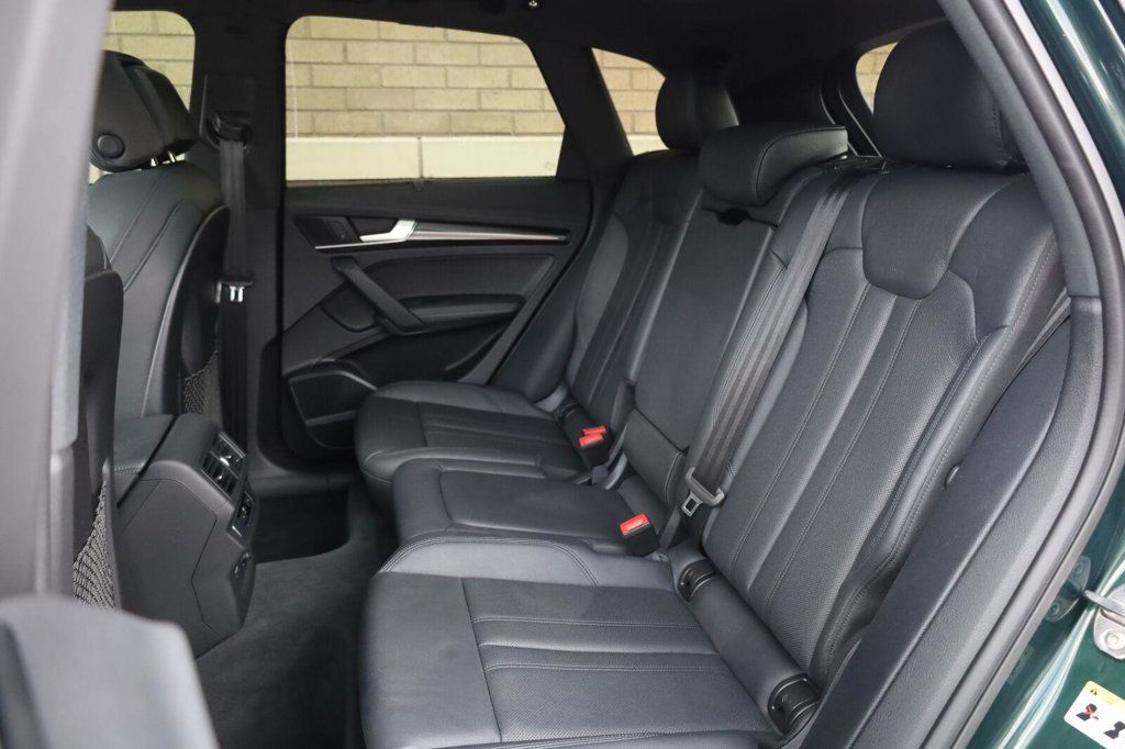 Audi SQ5 photo 24