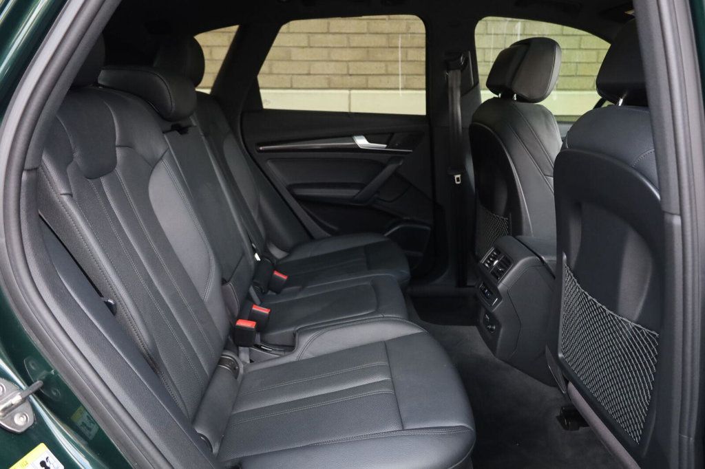 Audi SQ5 photo 26