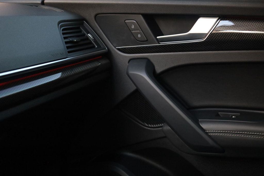Audi SQ5 photo 44