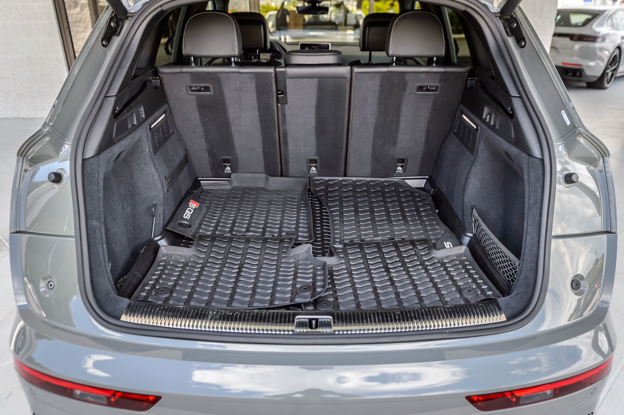 2020 Audi SQ5 Premium Plus photo 11