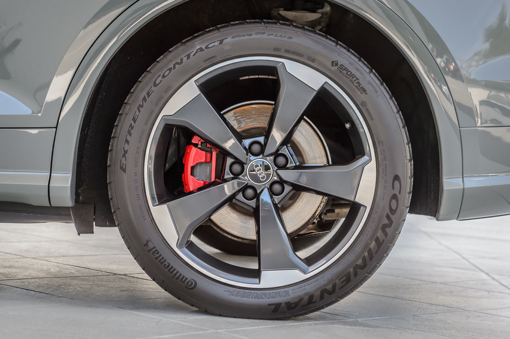 2020 Audi SQ5 Premium Plus photo 14
