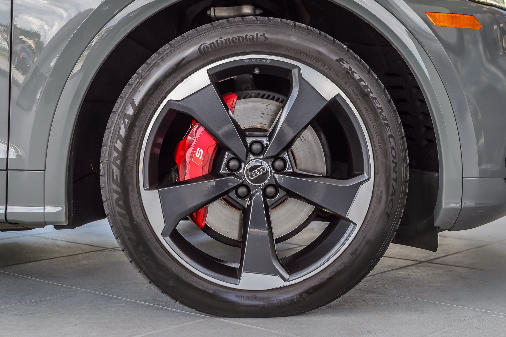 2020 Audi SQ5 Premium Plus photo 16