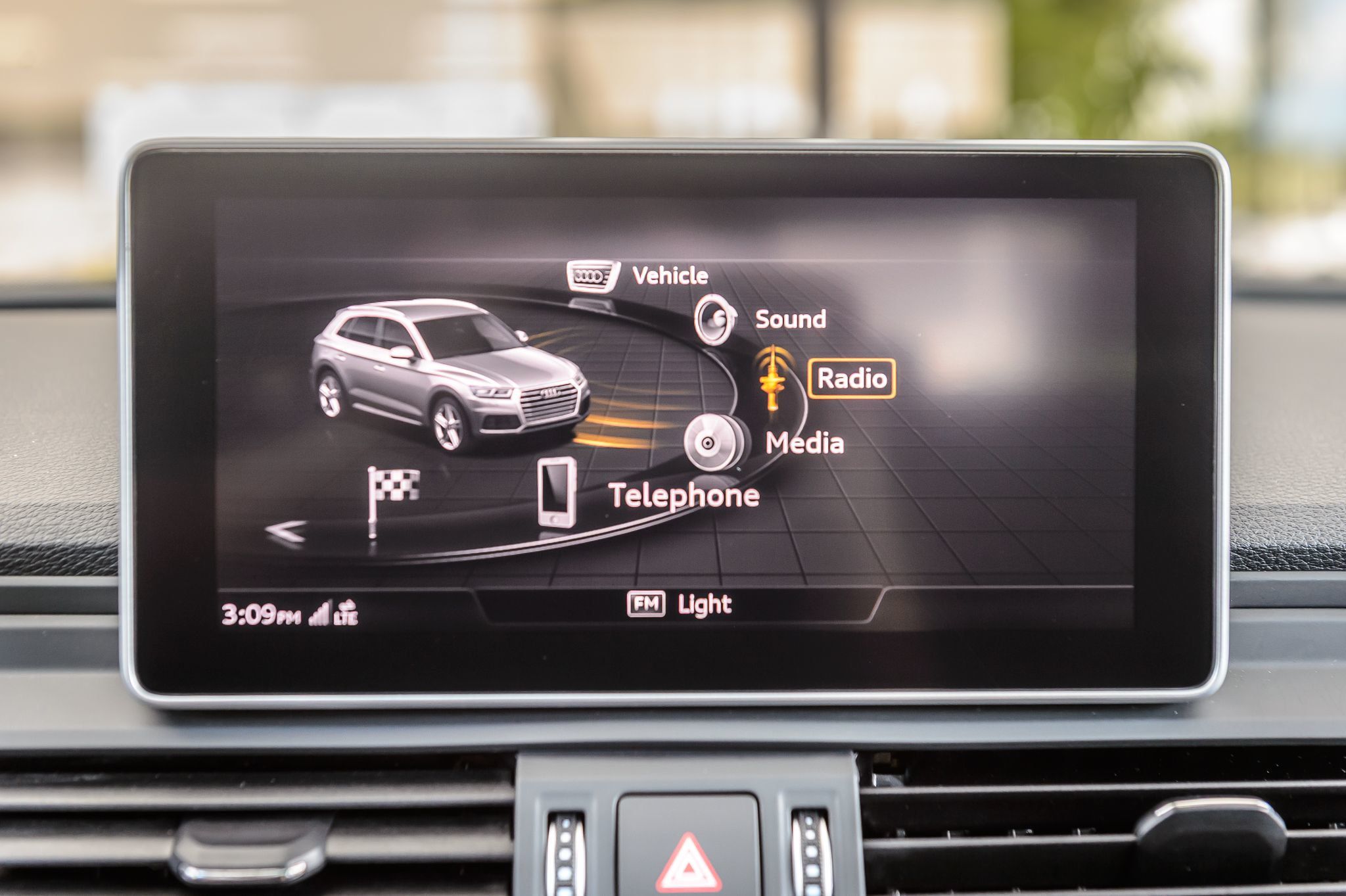 2020 Audi SQ5 Premium Plus photo 19