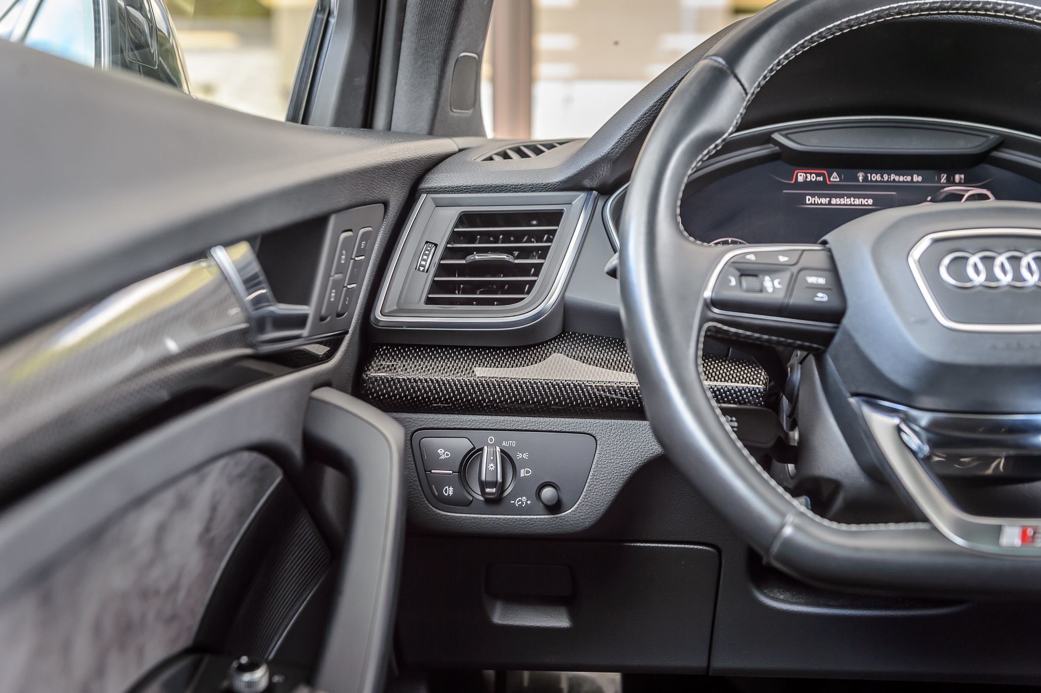 2020 Audi SQ5 Premium Plus photo 29