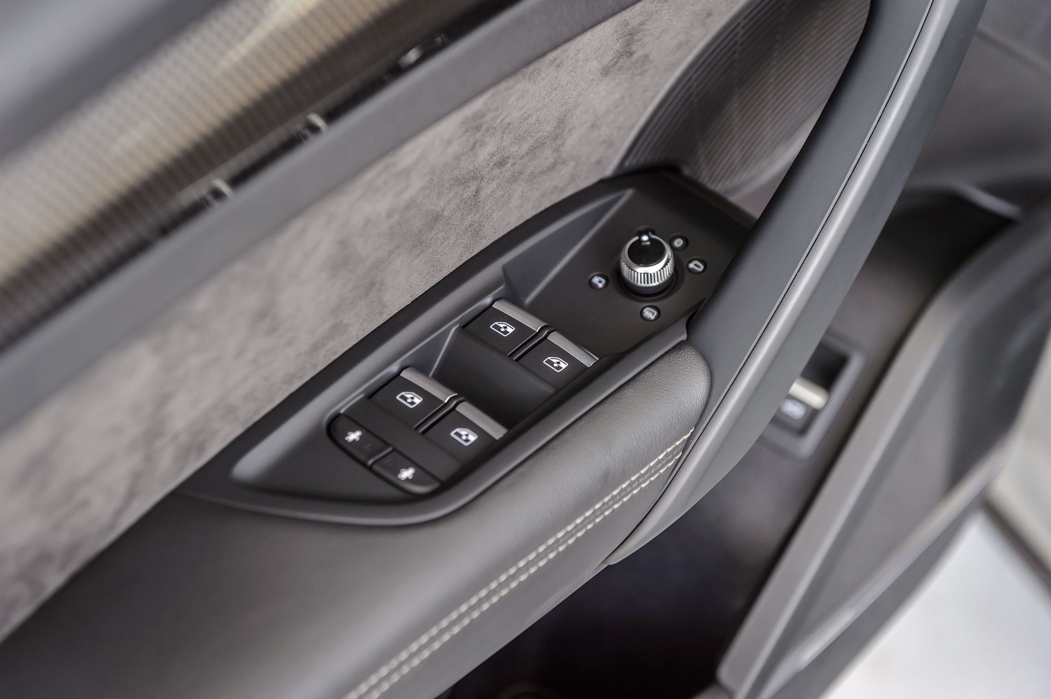 2020 Audi SQ5 Premium Plus photo 47