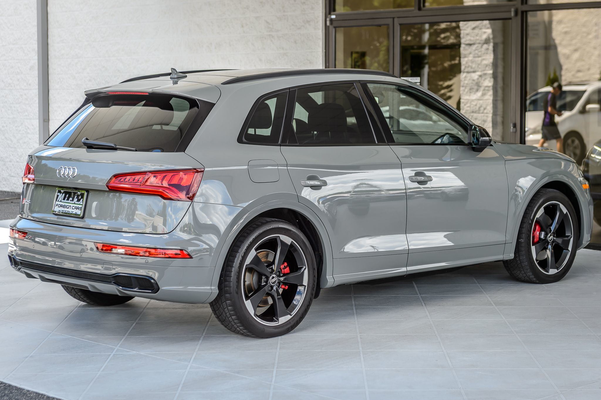 2020 Audi SQ5 Premium Plus photo 9