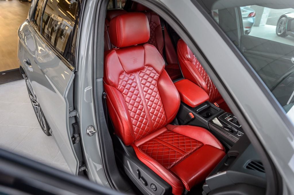 2020 Audi SQ5 SQ5 PREMIUM PLUS - QUANTUM GRAY ON RED LEATHER - NAV - PANO ROOF - 22908649 - 43