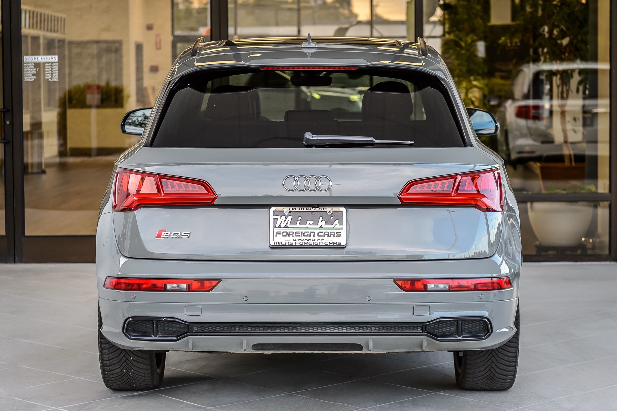 2020 Audi SQ5 Premium Plus photo 3