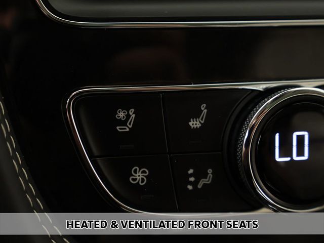 2020 Bentley Bentayga Hybrid AWD - 23055378 - 10