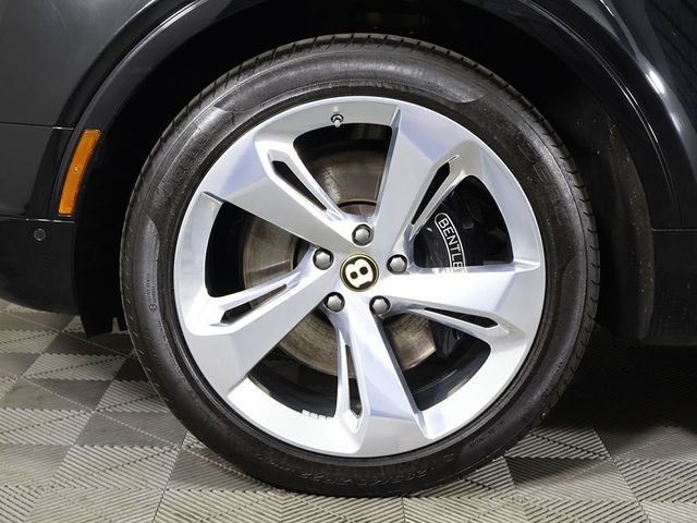 2020 Bentley Bentayga Hybrid AWD - 23055378 - 28